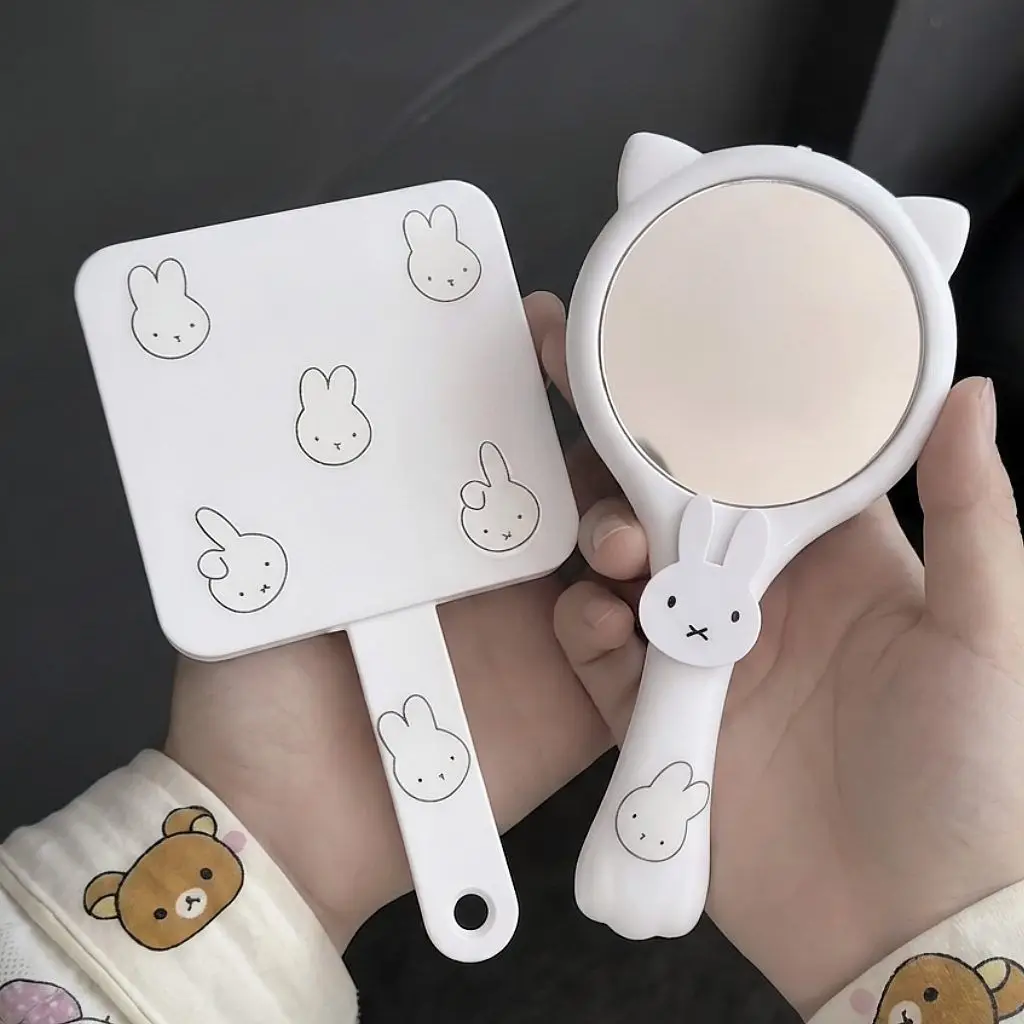 かわいいミッフィーのうさぎ柄ミラー付きヘアブラシ。持ち運び可 - Hair Care Products のレビューと価格